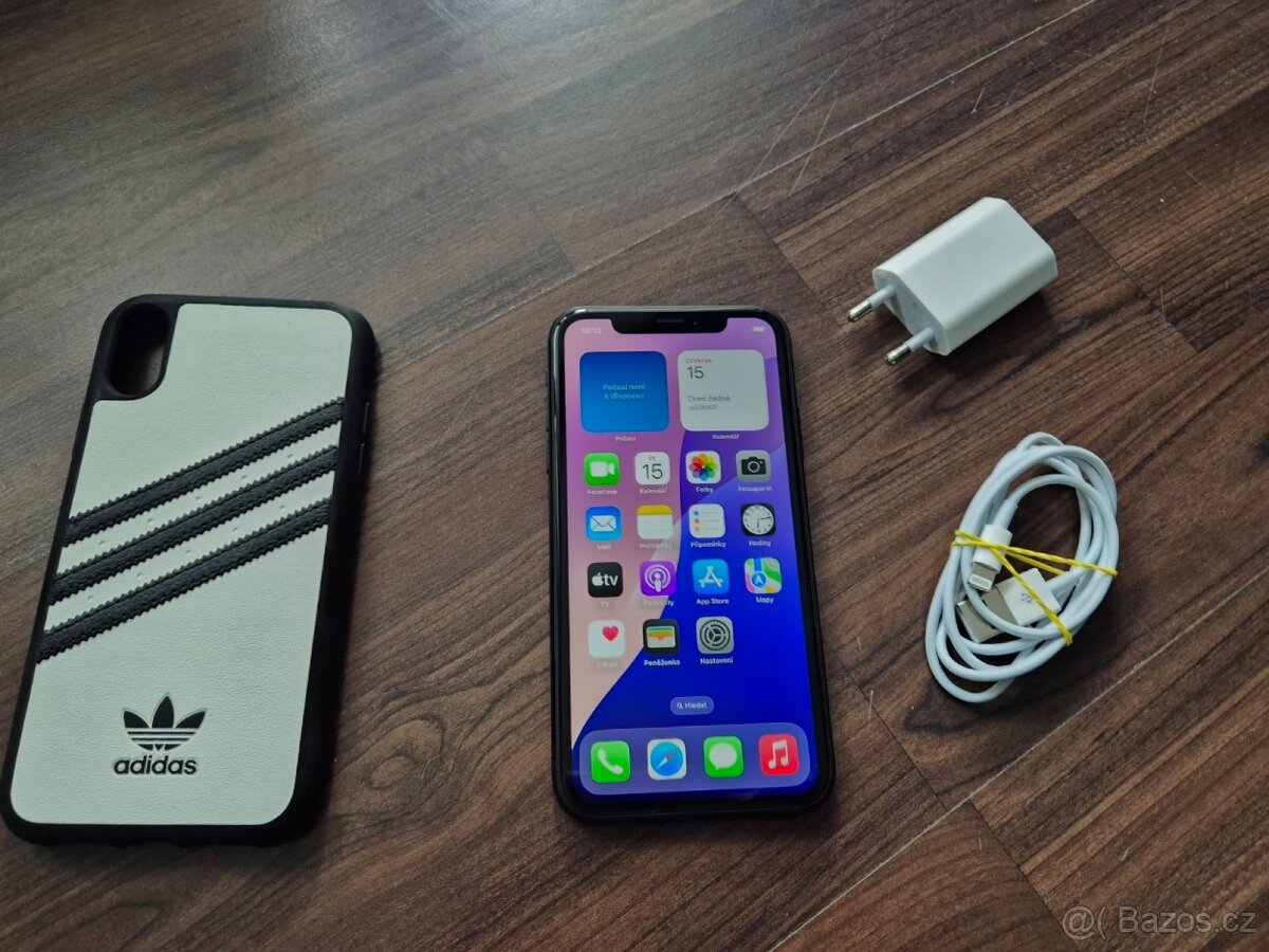 iPhone XR 64gb kapacita baterie 98%