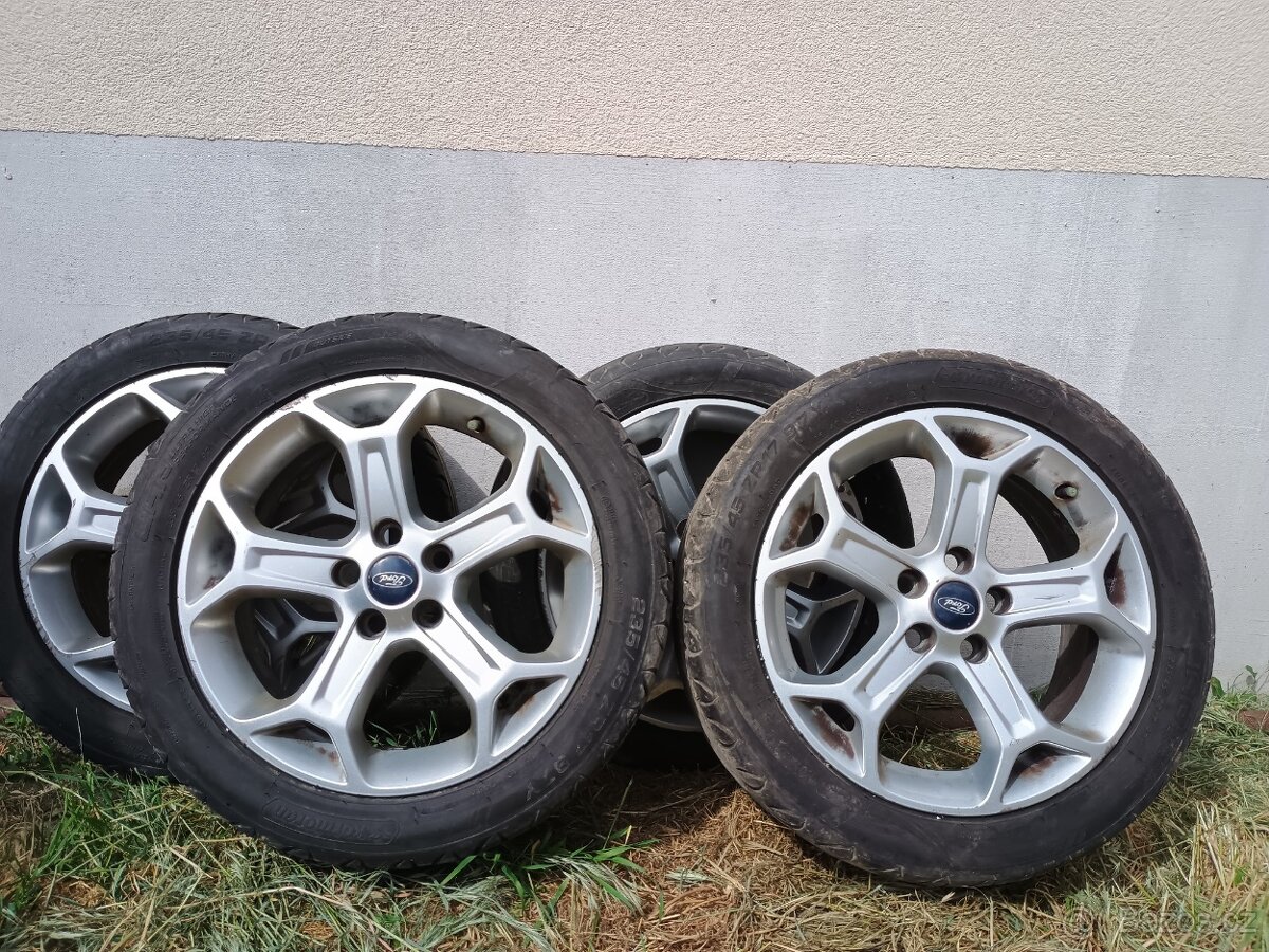 ALU Kola Ford R17