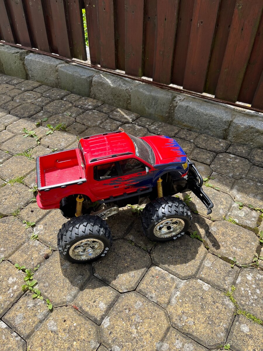 Veliké auto na hraní