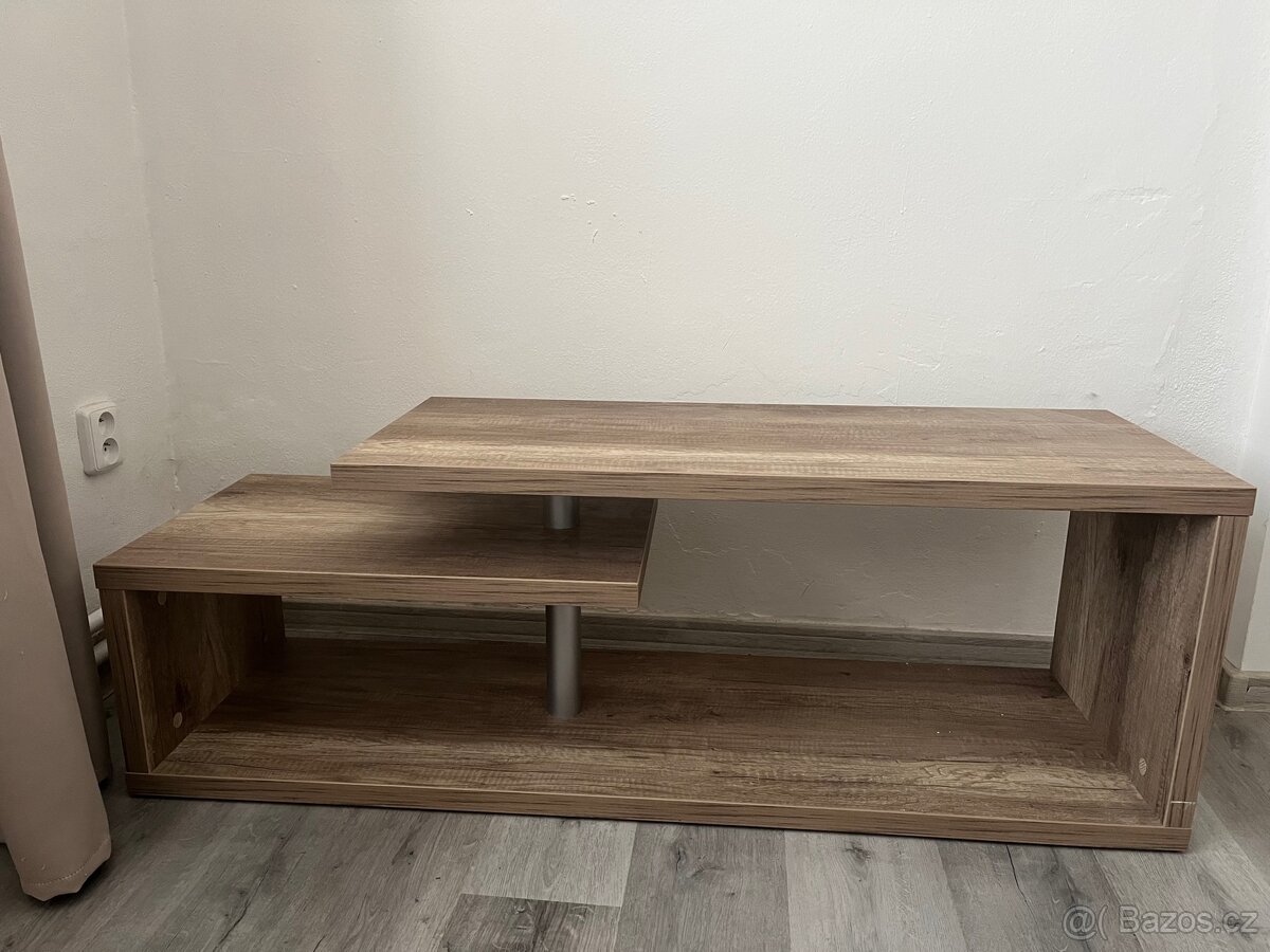 TV stolek