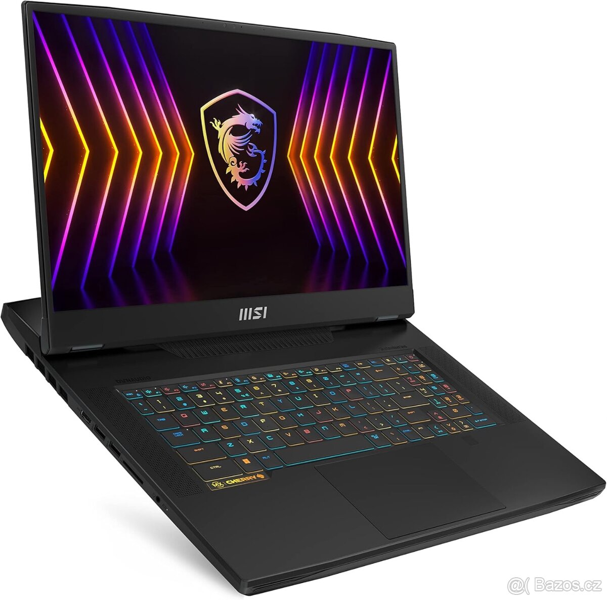 MSI TITAN GT77_17" 4K UHD_i7-12800HX_RTX 3070 Ti 8GB