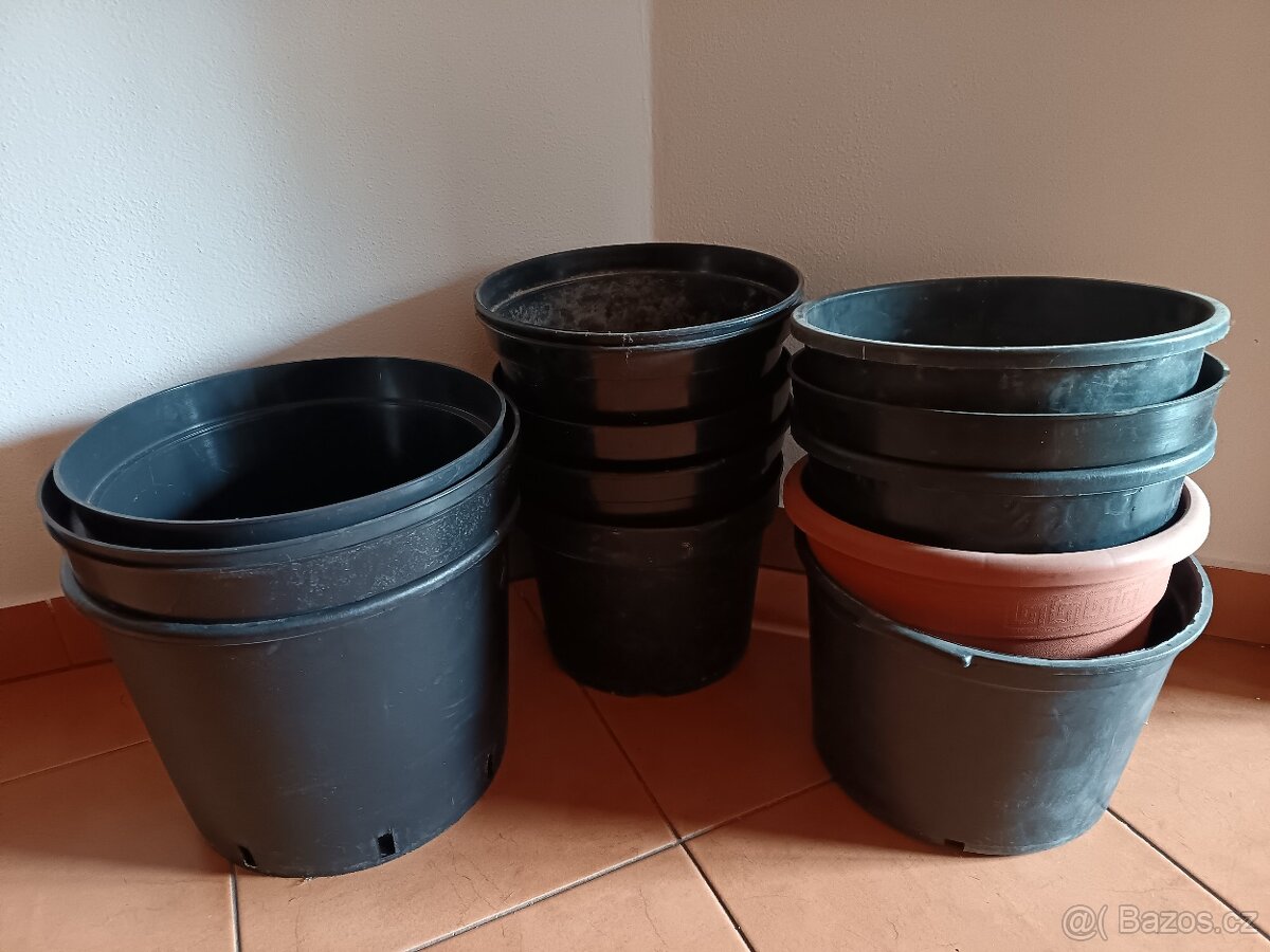 Květináče z výsadby