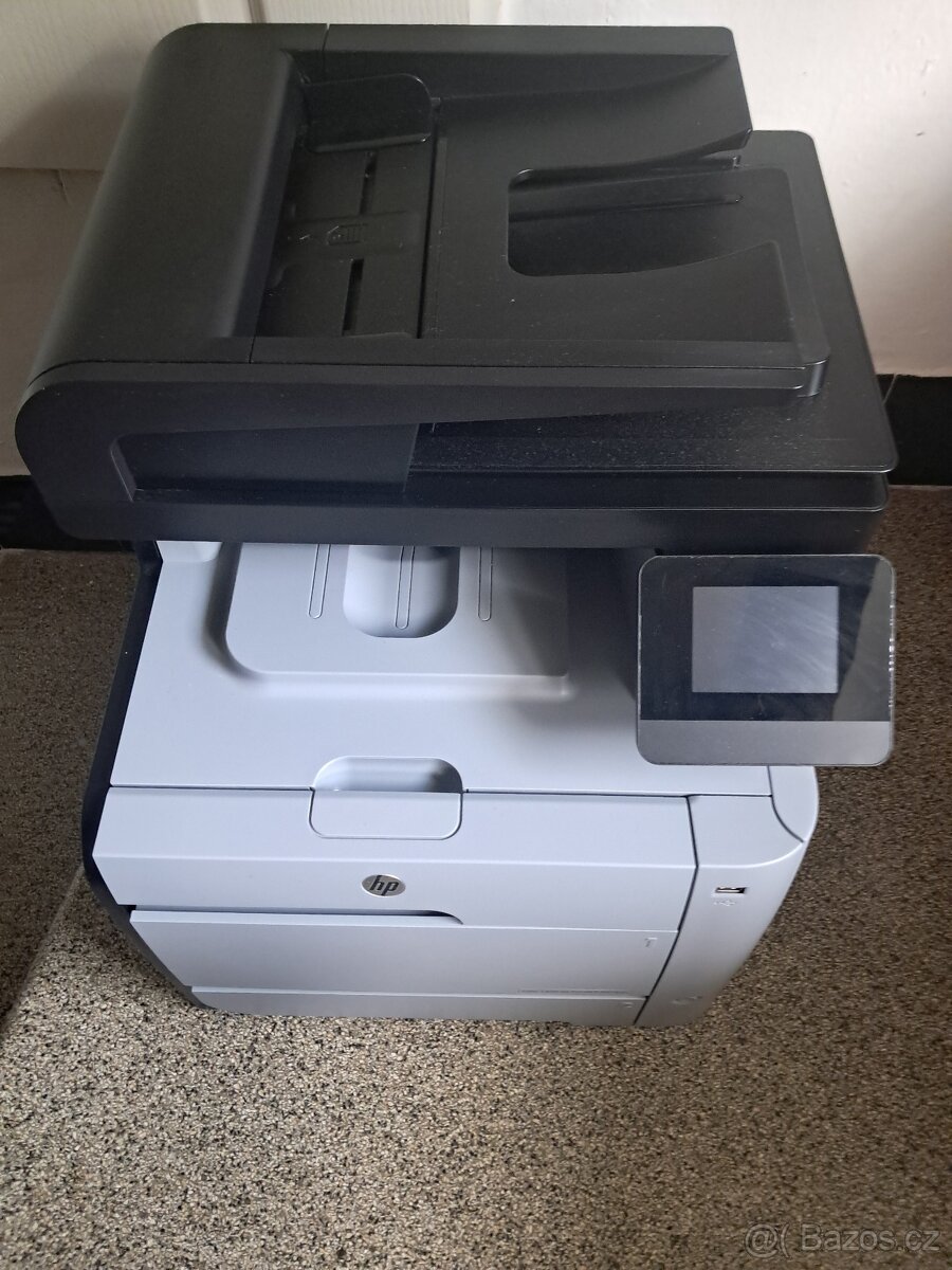 HP. Tiskárna.