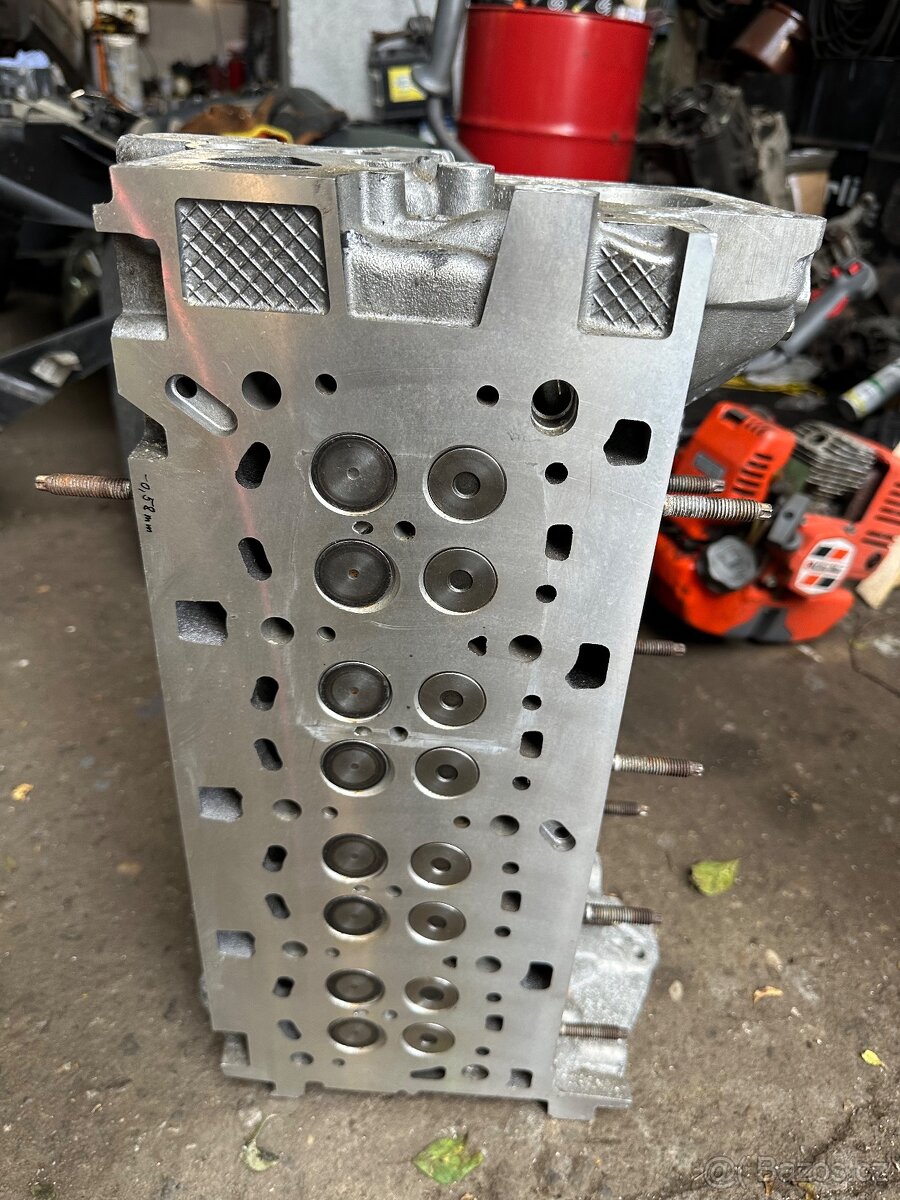 Repasovaná hlava na OPEL movano 2,3 D / 2018