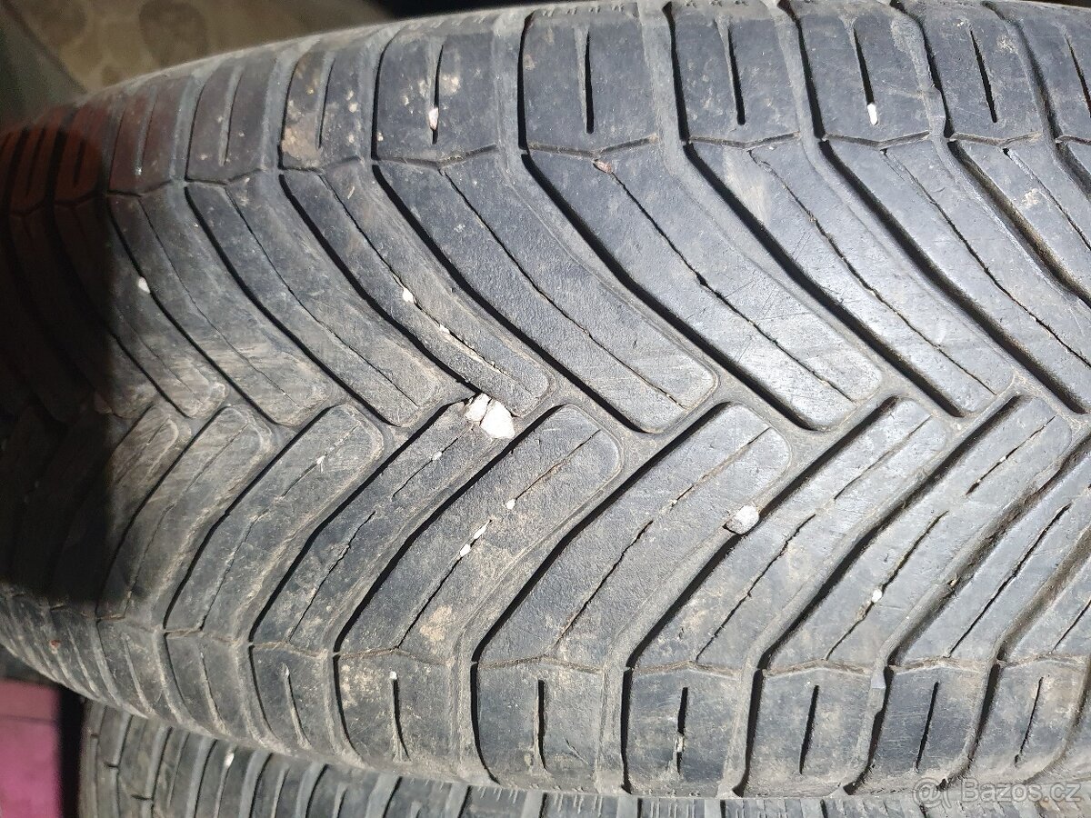 175/65R15 88H Michelin CrossClimate celoroční pneu 5mm