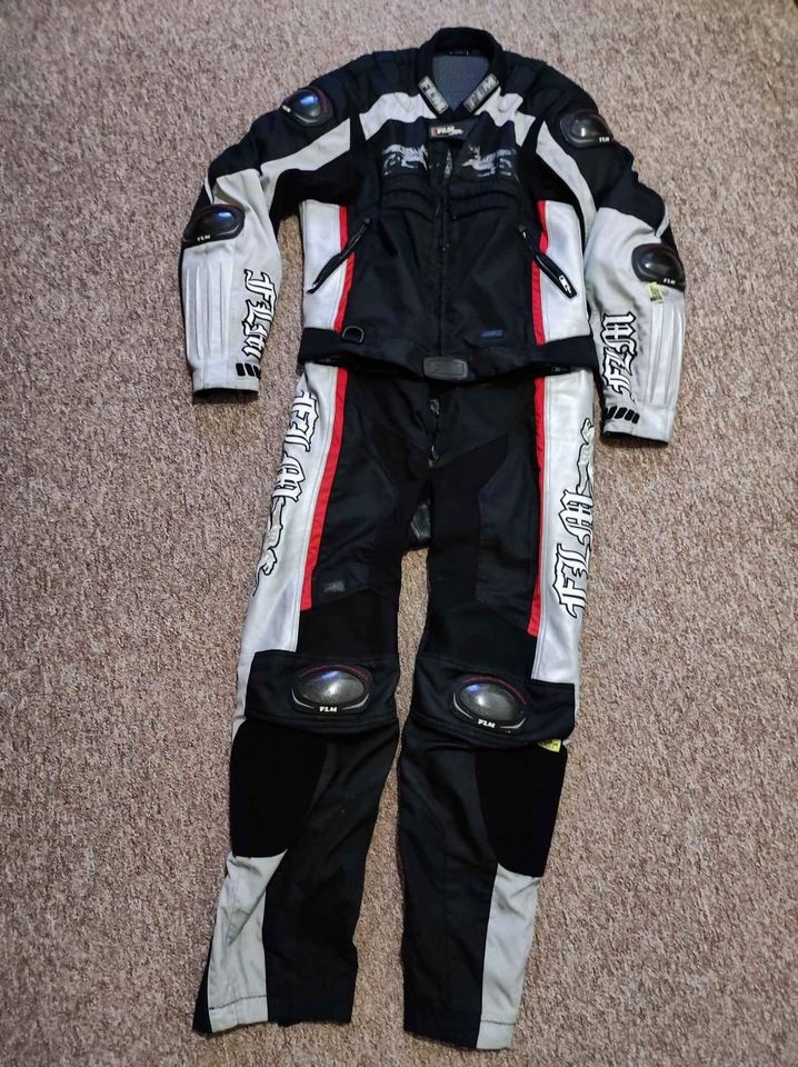 Prodám enduro kombinezu FLM + příslušenství