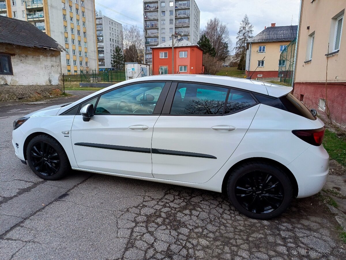 OPEL Astra K 1.4 turbo benzín 92 KW, nové STK