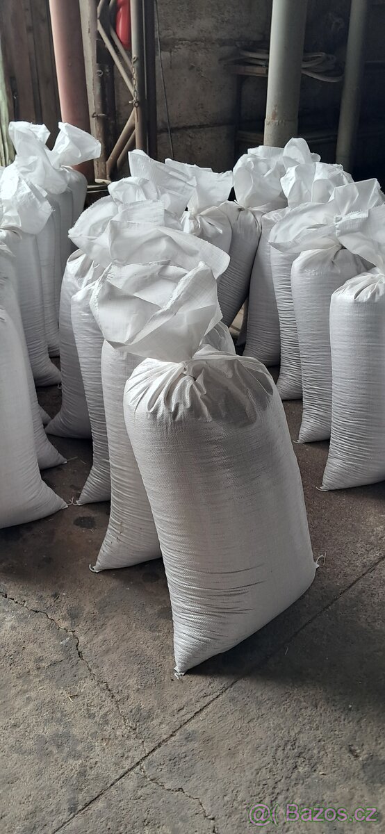 Prodej krmné pšenice 550 Kč za Metrák