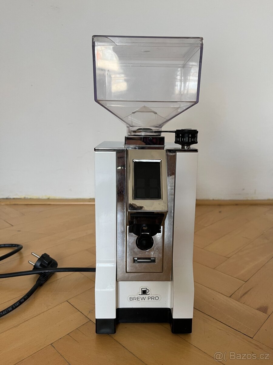 elektrický mlýnek Eureka Mignon Brew Pro