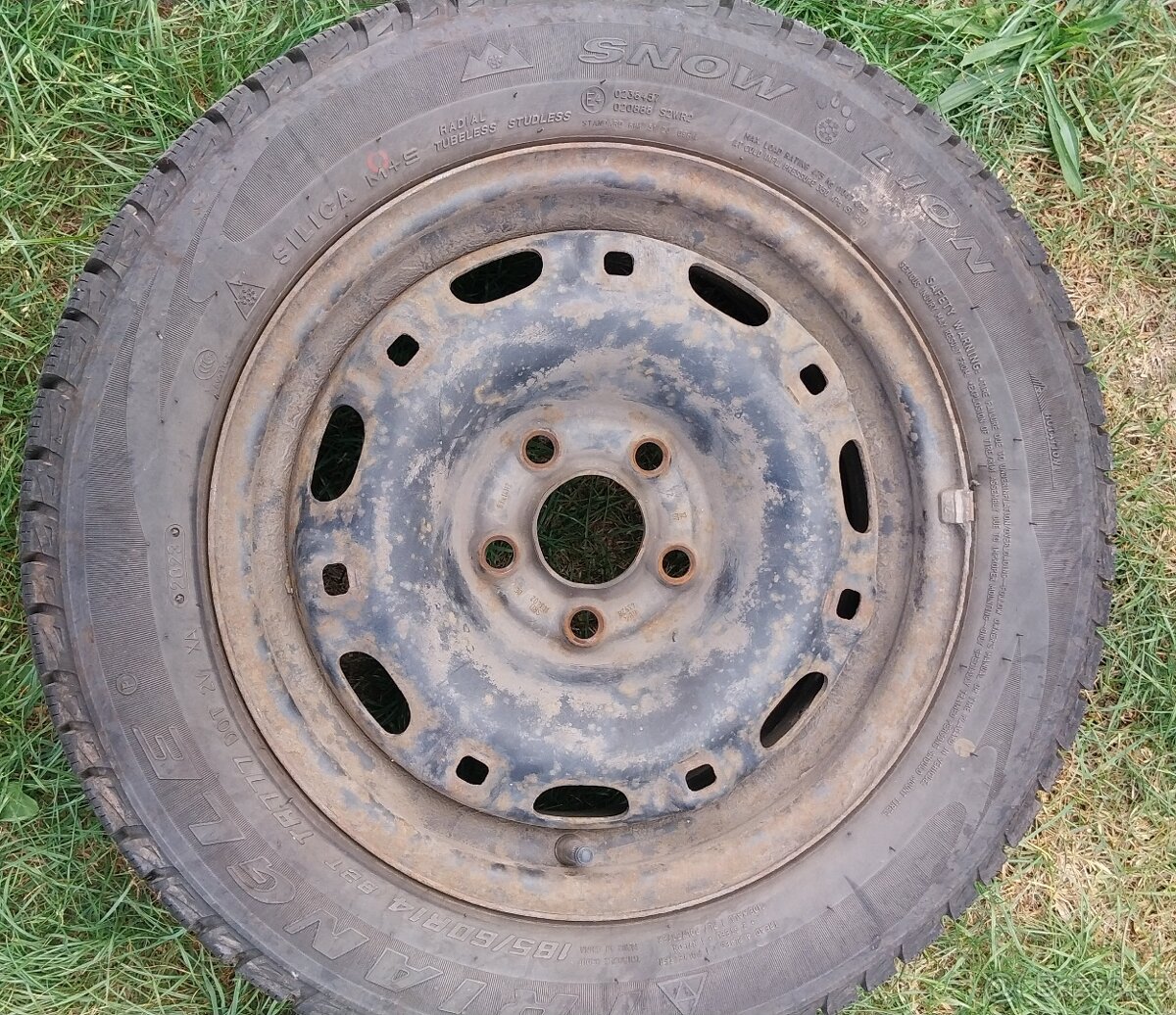 Zimní gumy s disky 4 kusy