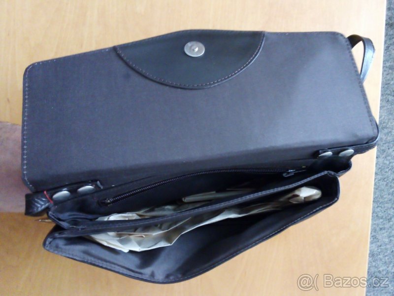 Vintage kožená kabelka 80. léta