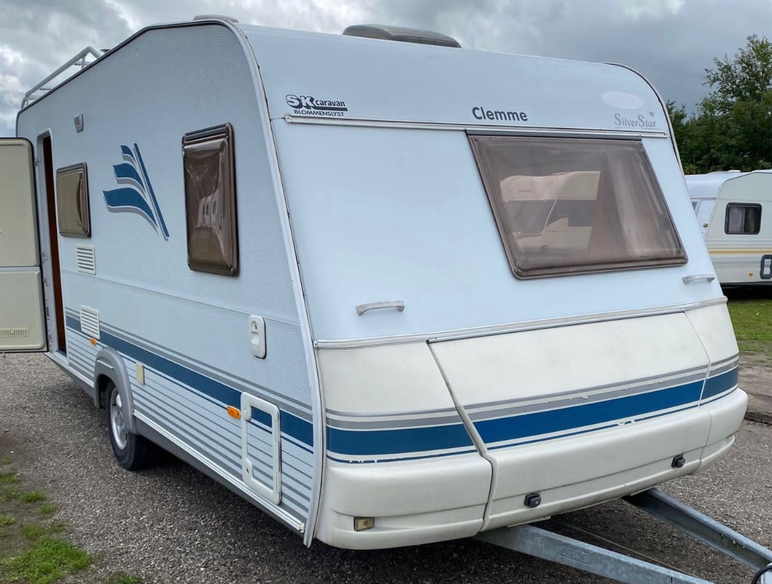 Karavan Wilk 490 KM, PALANDY