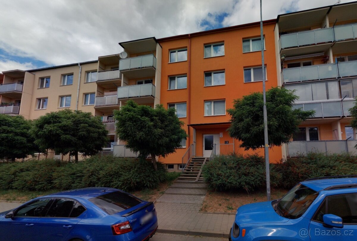 Pronájem bytu 3+1 74m2 Zahraničního odboje, Třebíč
