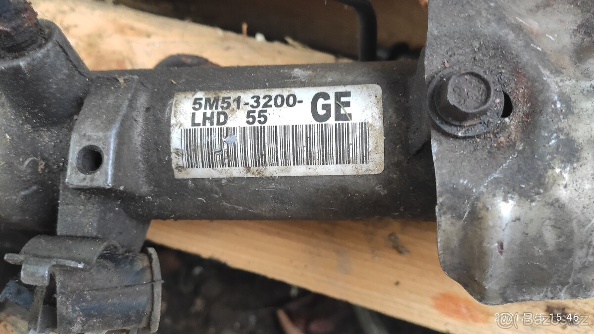 Ford Focus II 1.6 řízení