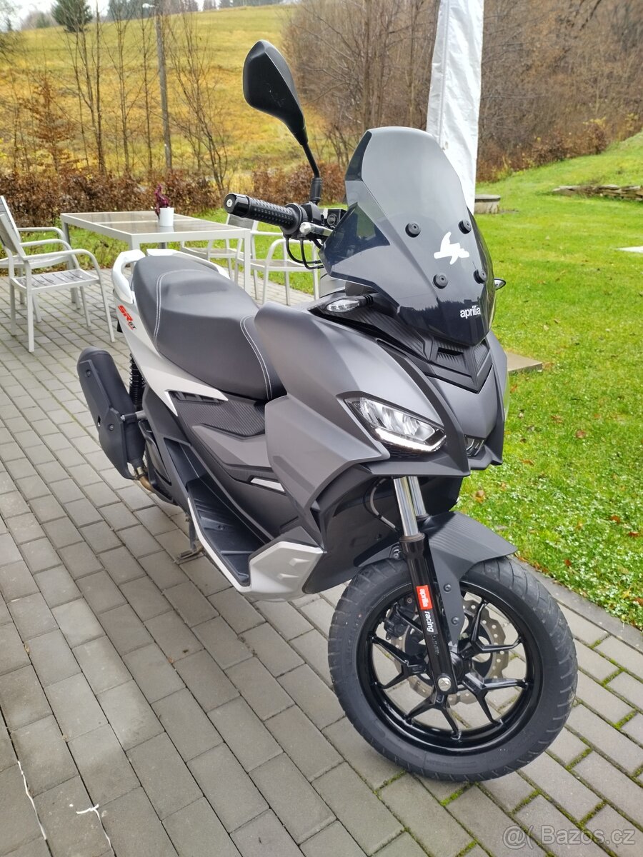 Aprilia SR 125 GT