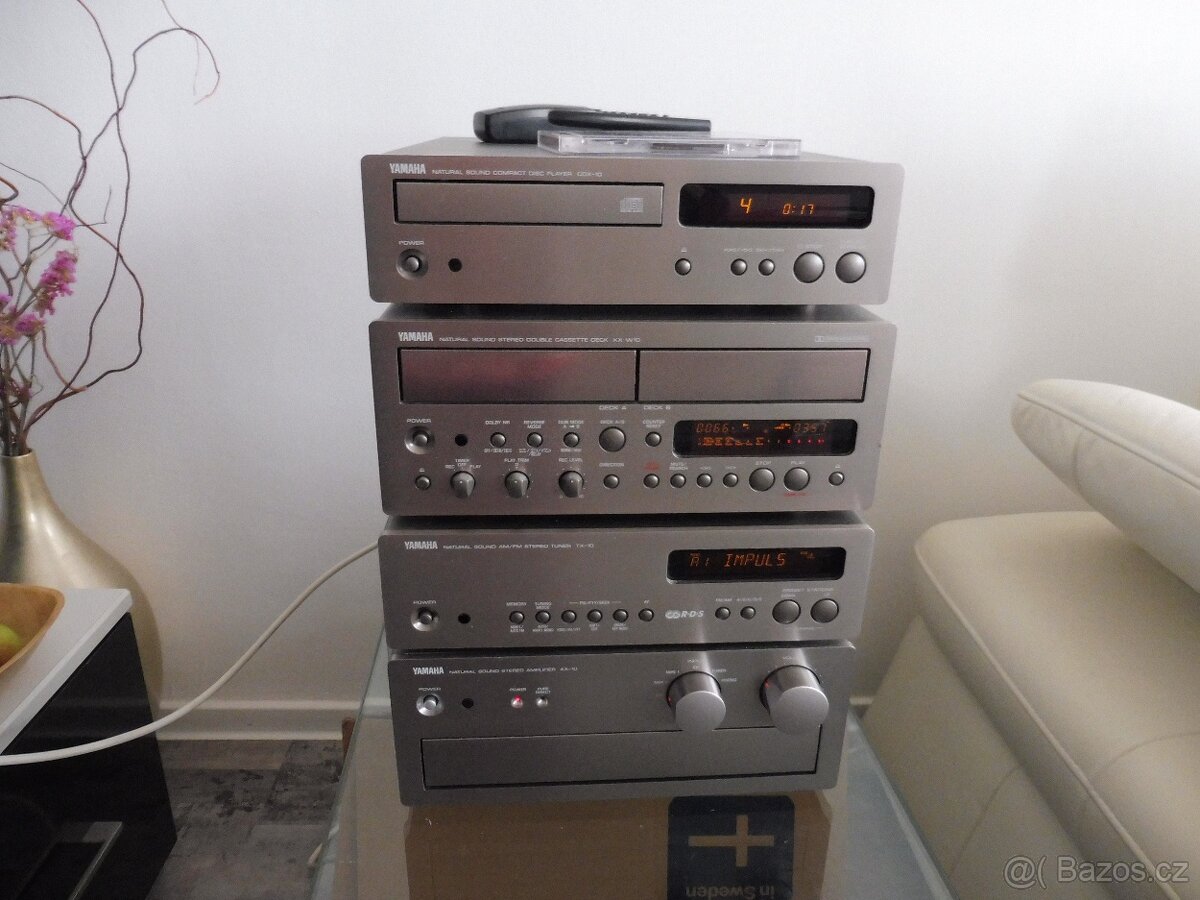 Minisystém Yamaha AX 10
