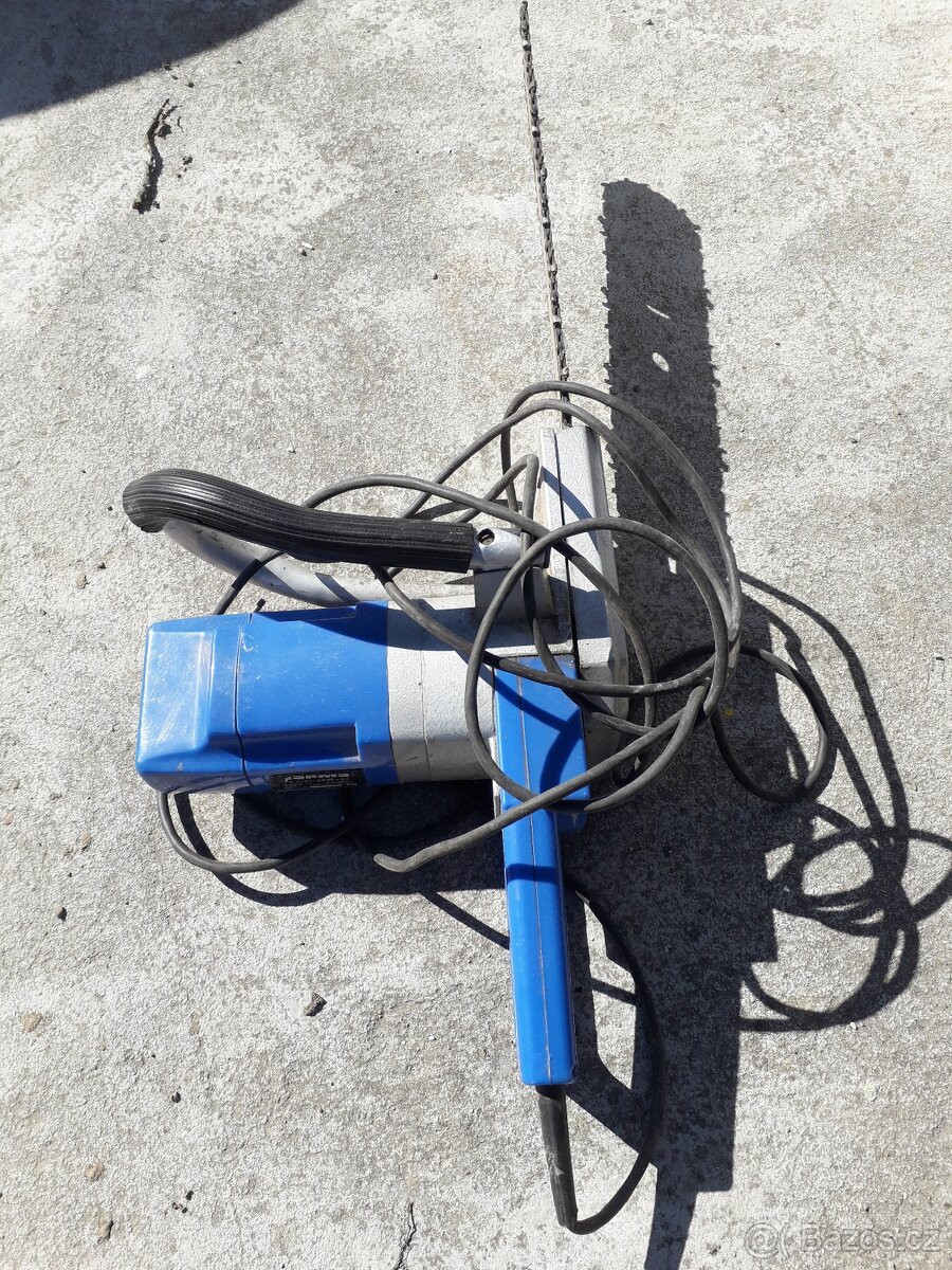 ELEKTRICKÁ RUSKÁ PILA