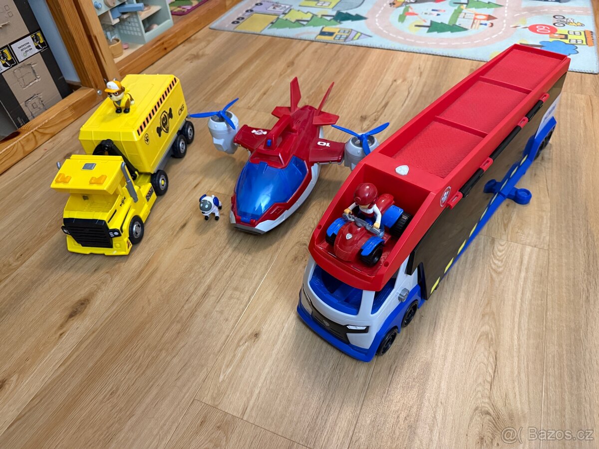 Tlapková patrola -auta