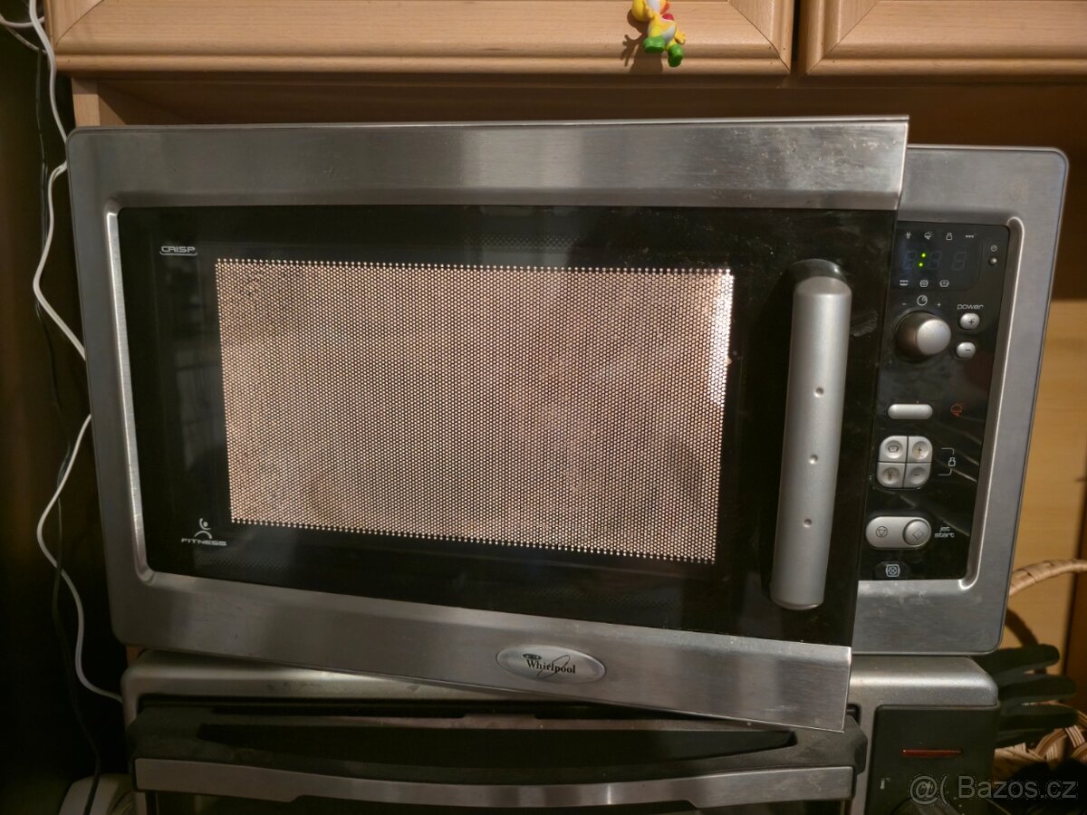 Mikrovlnka Whirlpool