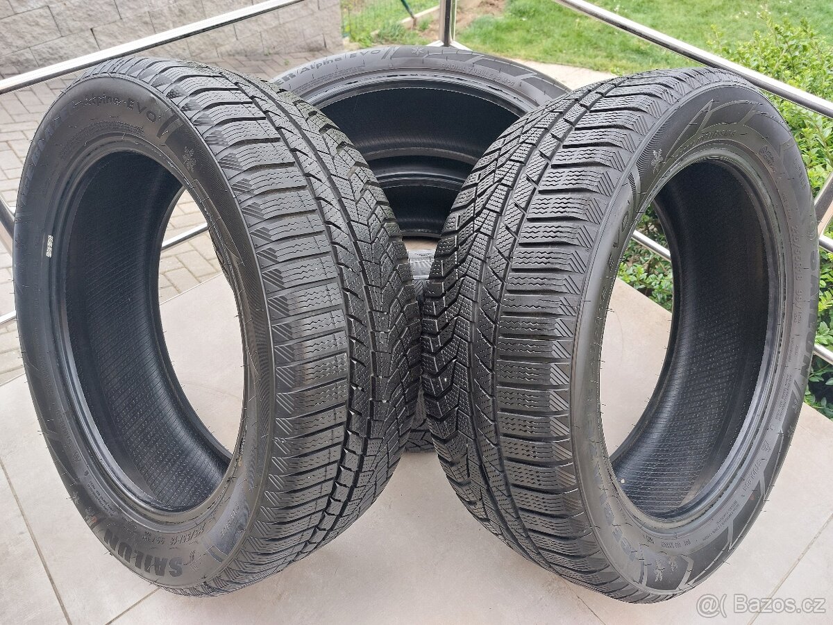 Zimní pneumatiky SAILUN  215/55 R18