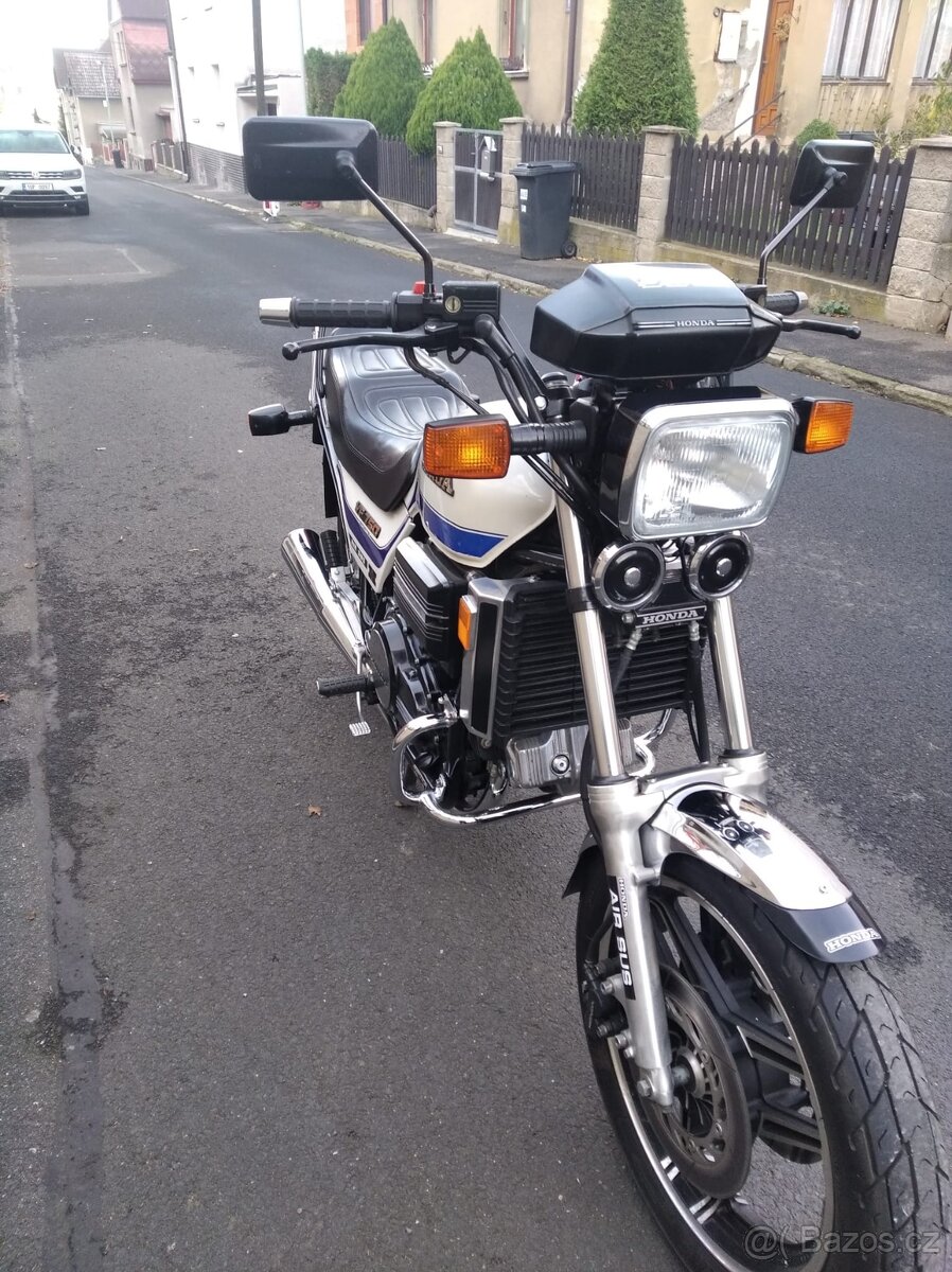 HONDA VF 750S