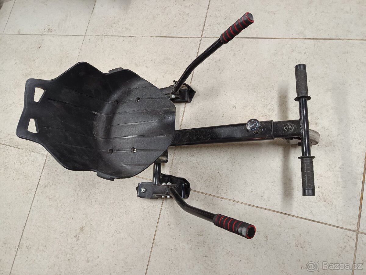 sedačka k hoverboardu