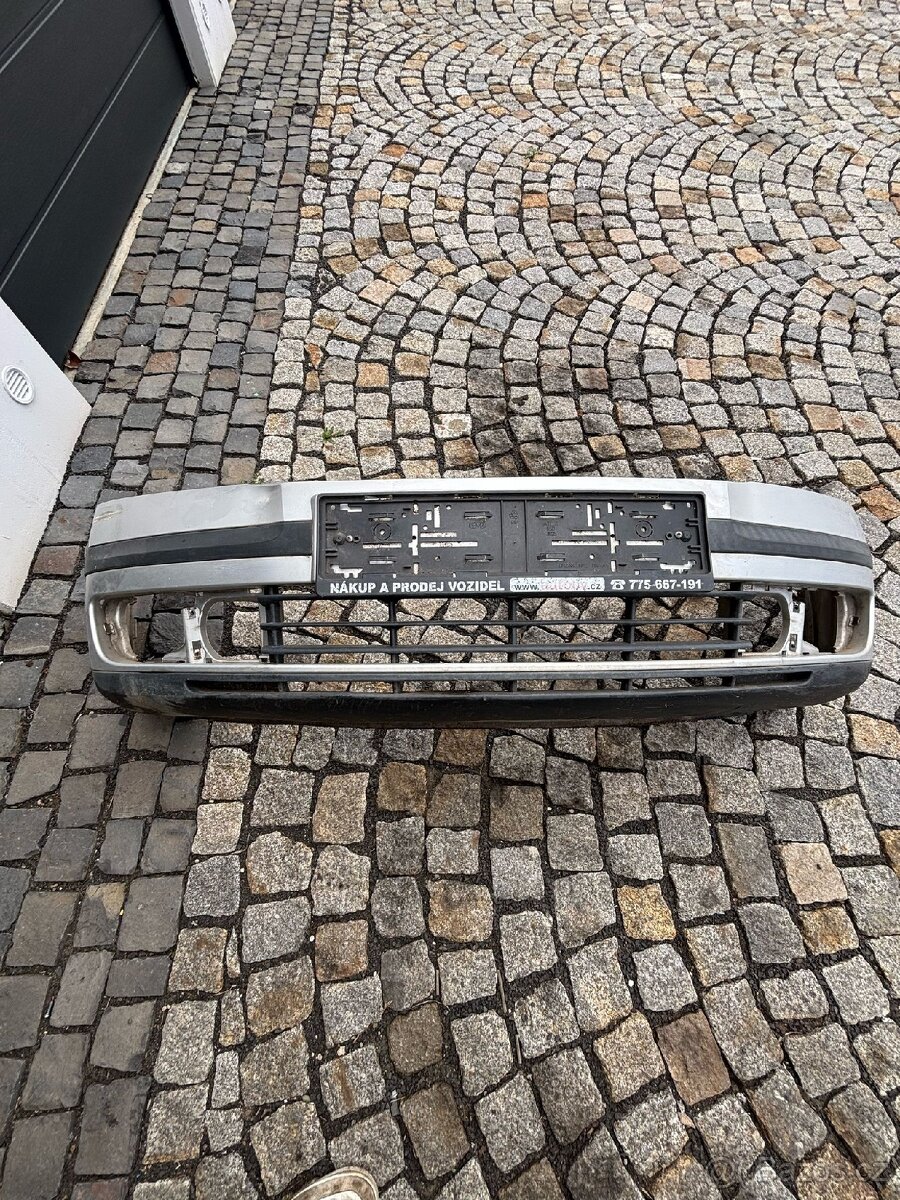 Škoda octavia 2 - přední nárazník