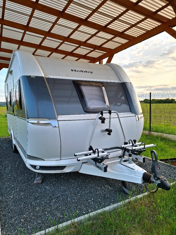 Karavan Hobby 545 KMF De Luxe Edition