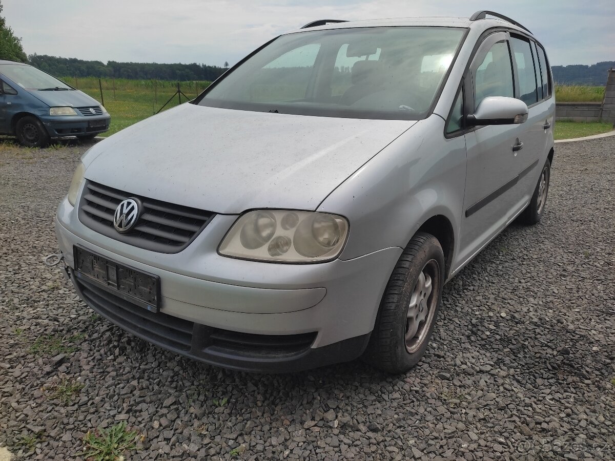 VW Touran díly