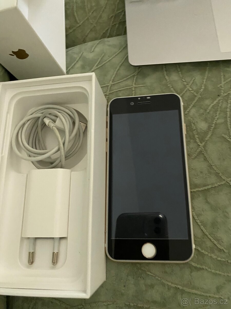 Iphone 7 Top Stav