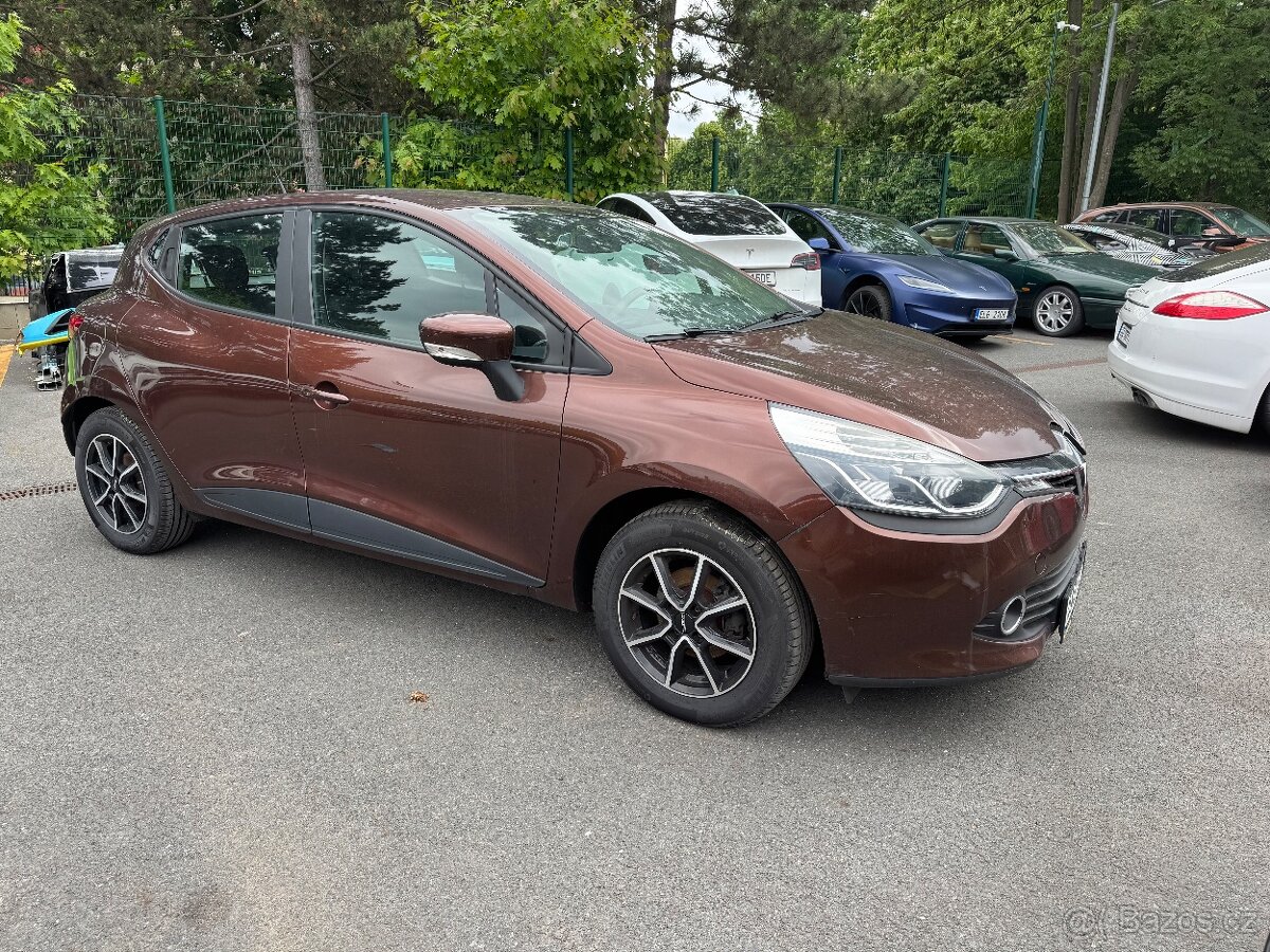 Renault Clio 1,2 16V 1,MAJ,ČR,99.tis km rok 1/2016 Praha