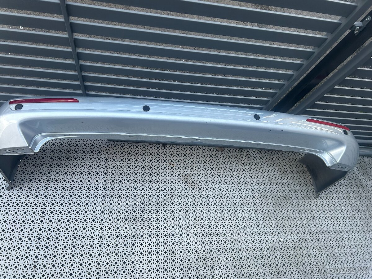VW T5 Caravelle zadní nárazník