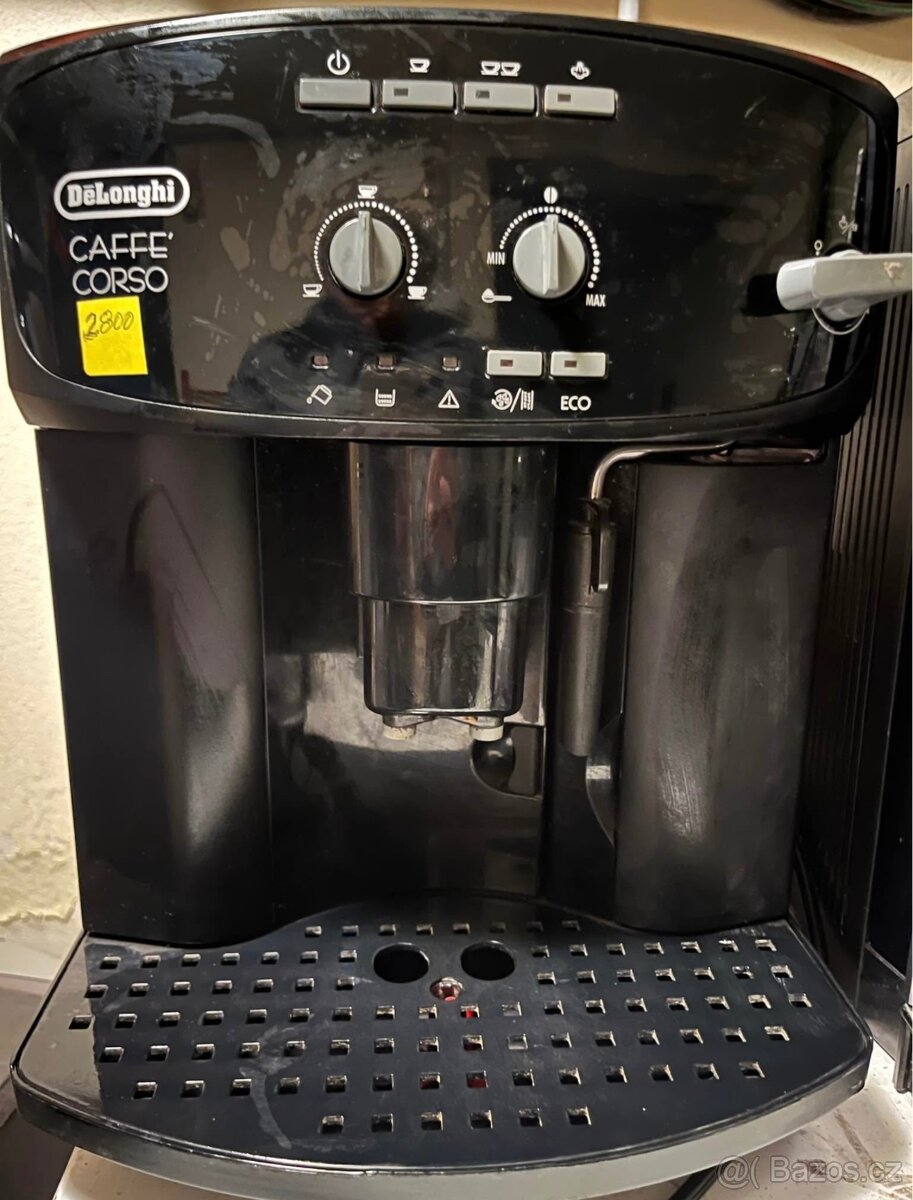 Kávovar Delonghi