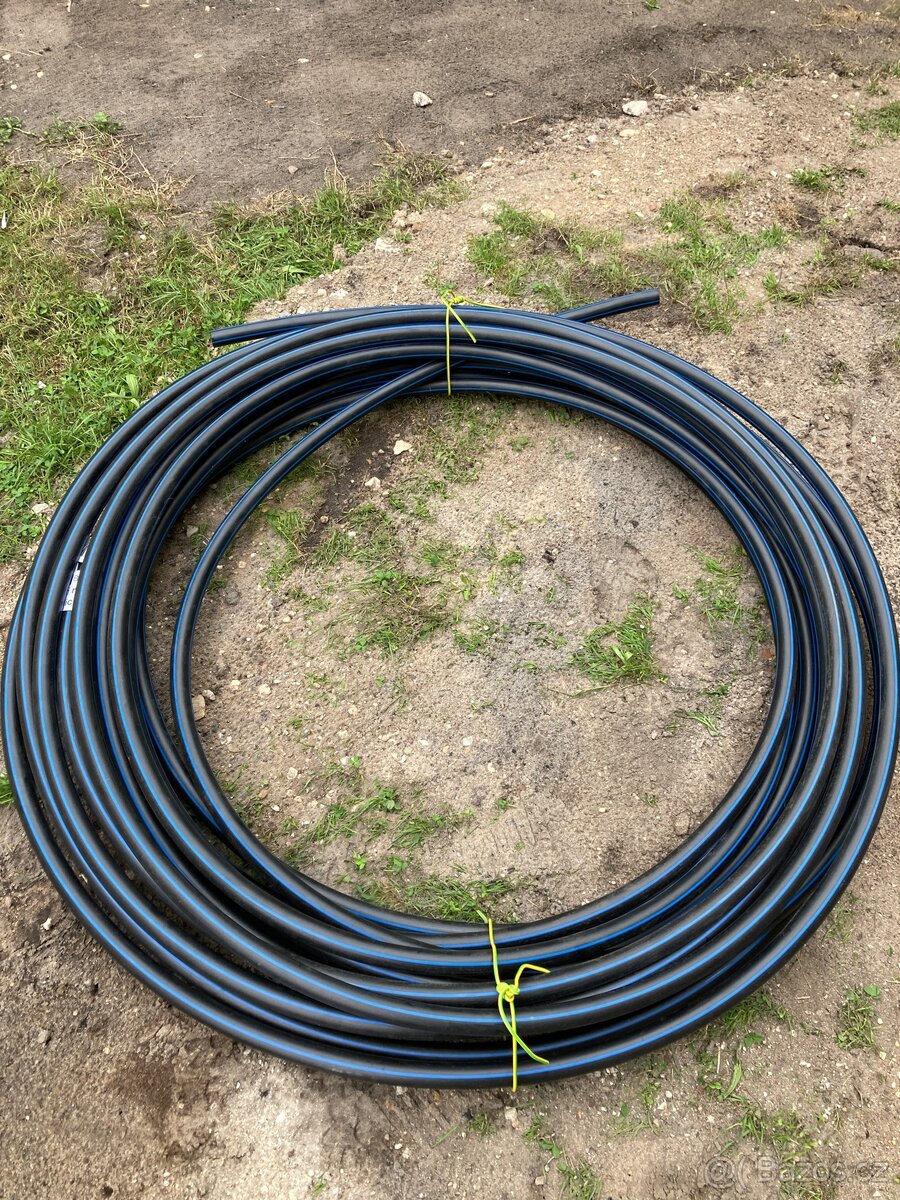 Trubka vodovodní Pipelife Aqualine RC1 32x3mm