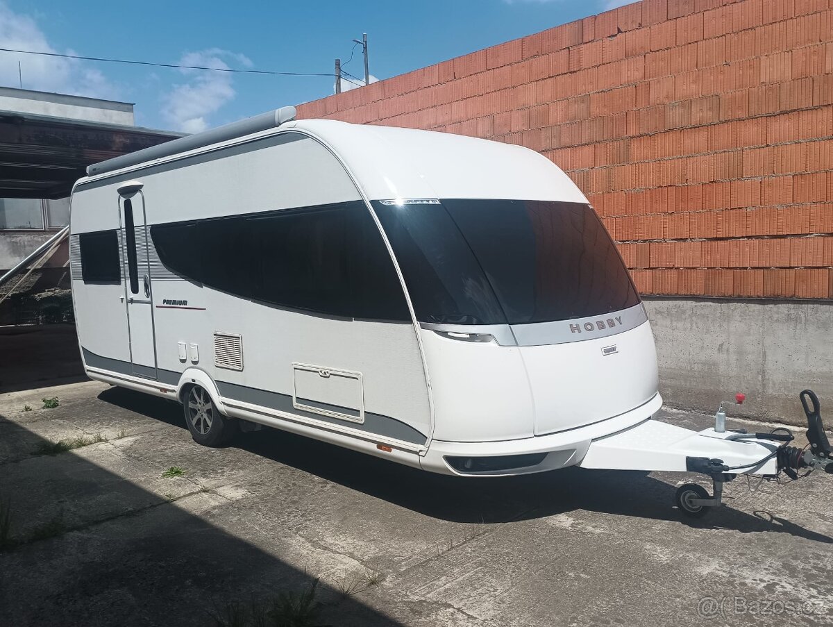 Hobby 495 UL Premium. Max. výbava