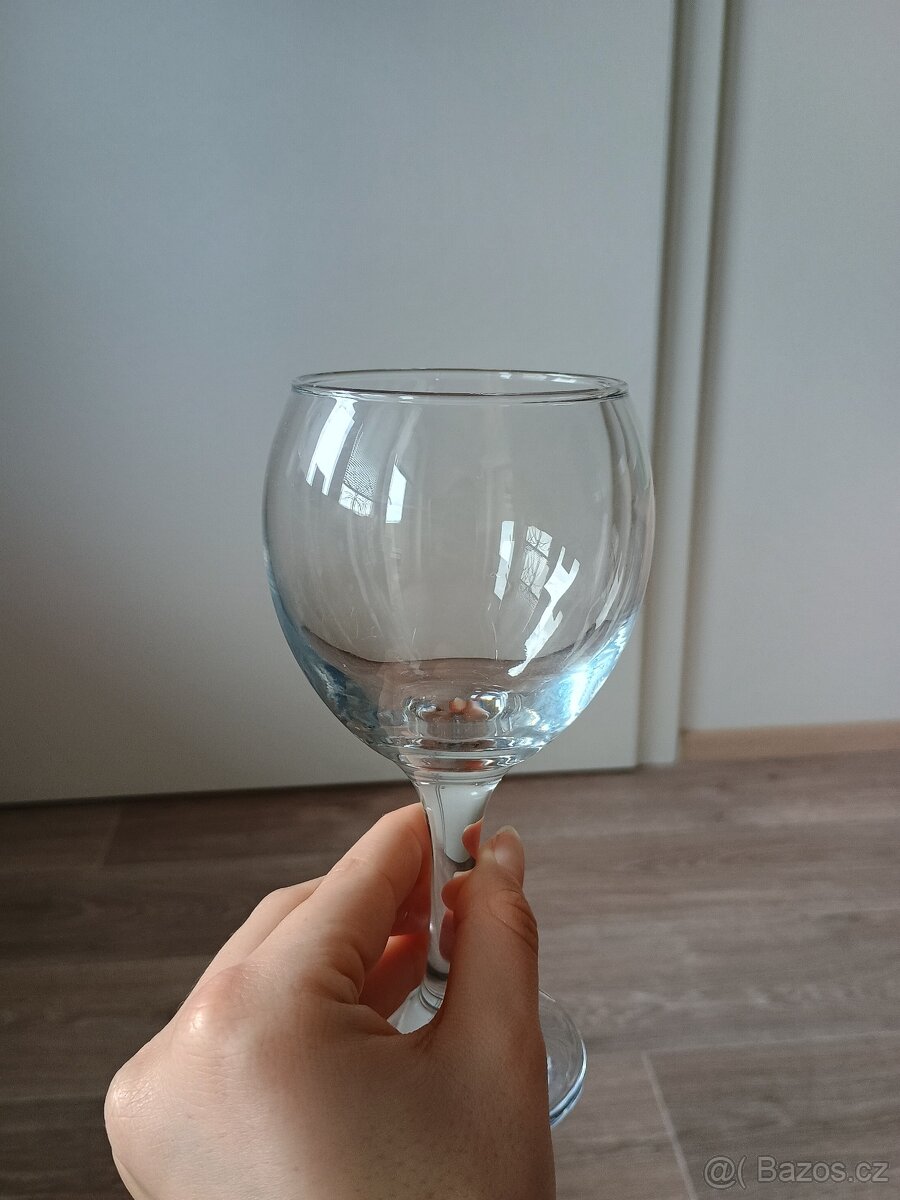 Skleničky na víno 6 ks