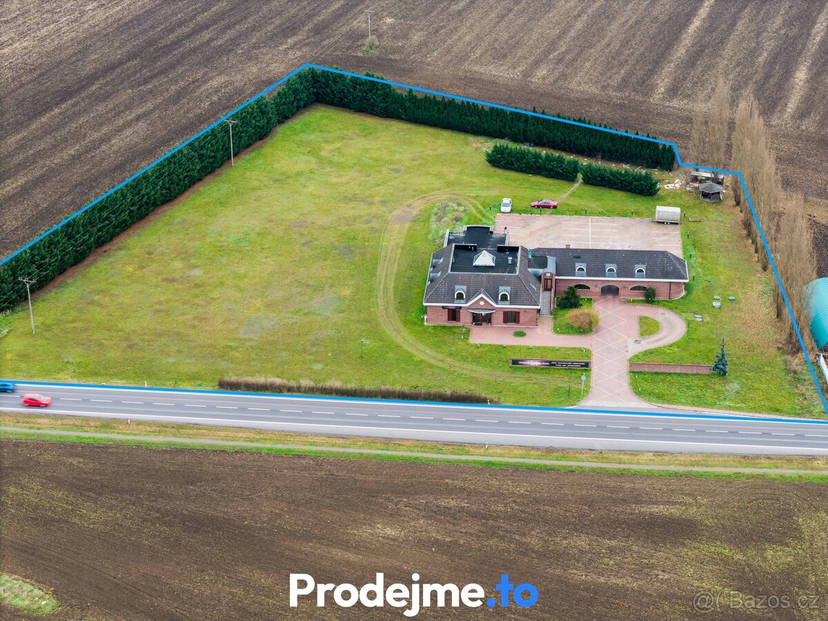 Prodej komerční nemovitosti 824 m2 - Chvalovice, ev.č. 01241