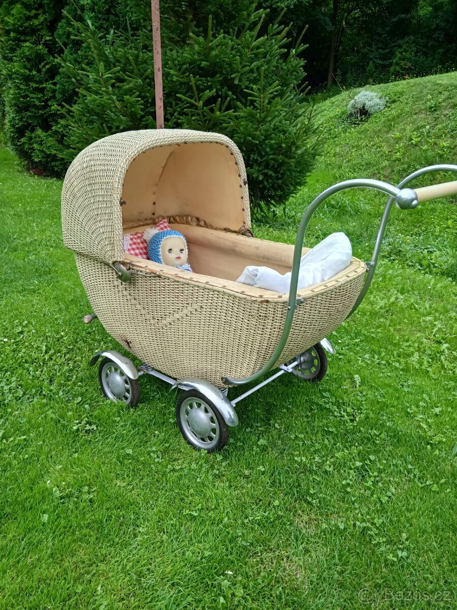 Retro kočárek