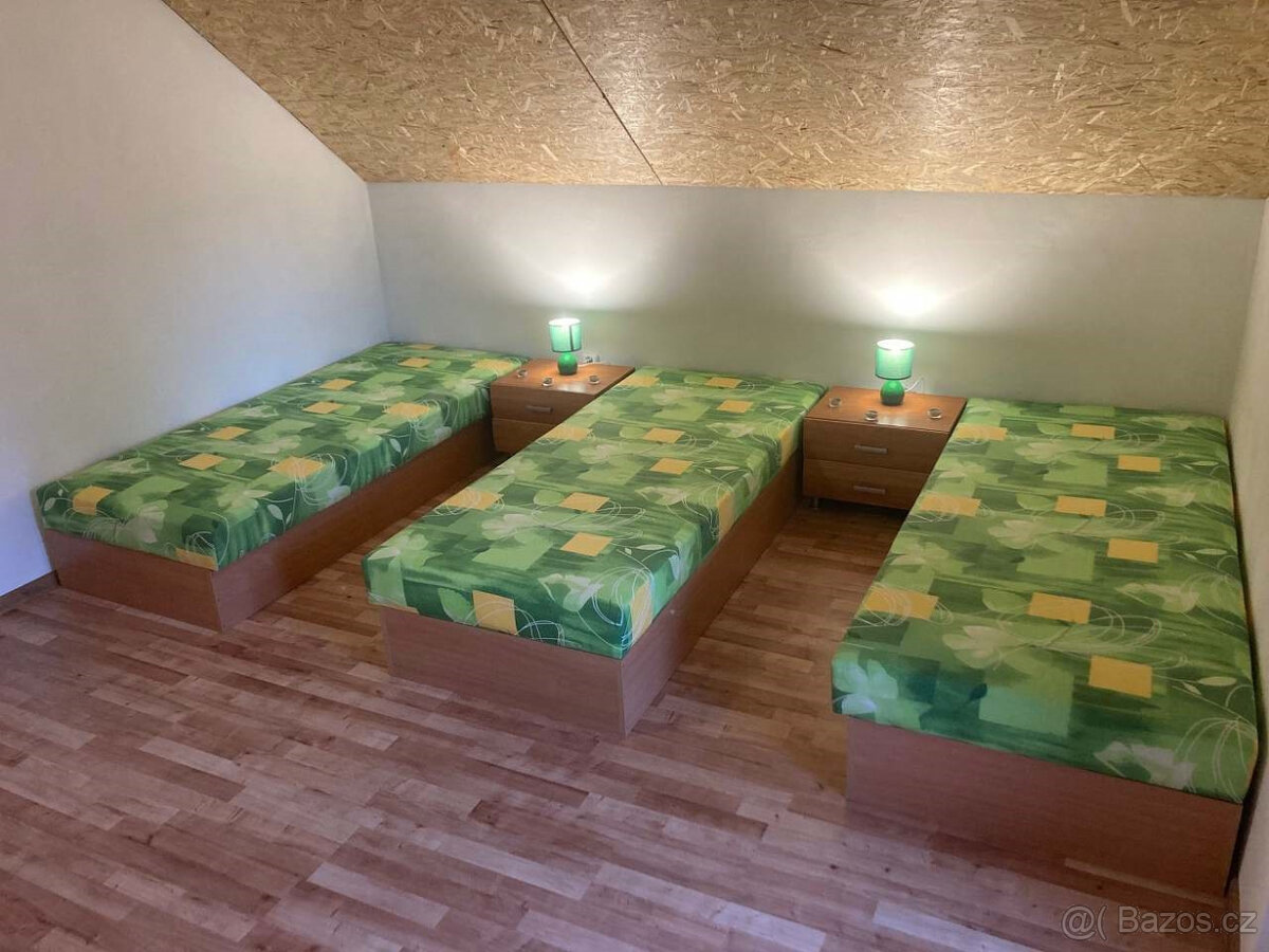 Válendy / postele 2ks