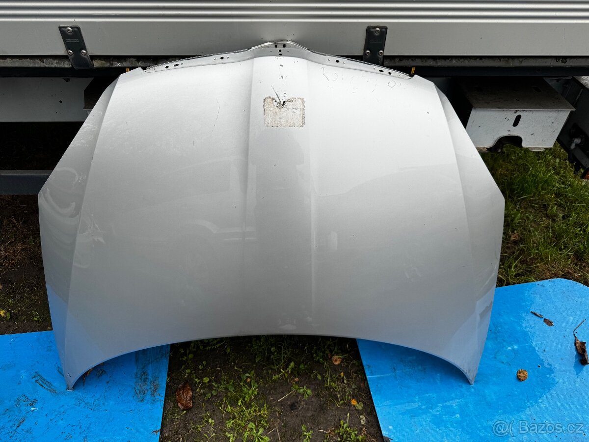 Kapota Škoda Fabia II / Roomster – originál 5J0 823 155