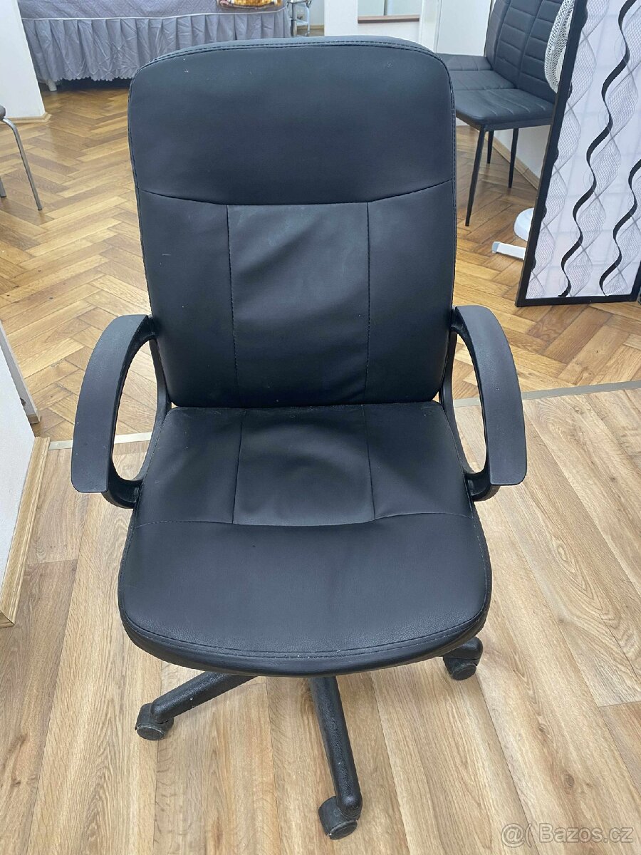 Kancelářské židle
