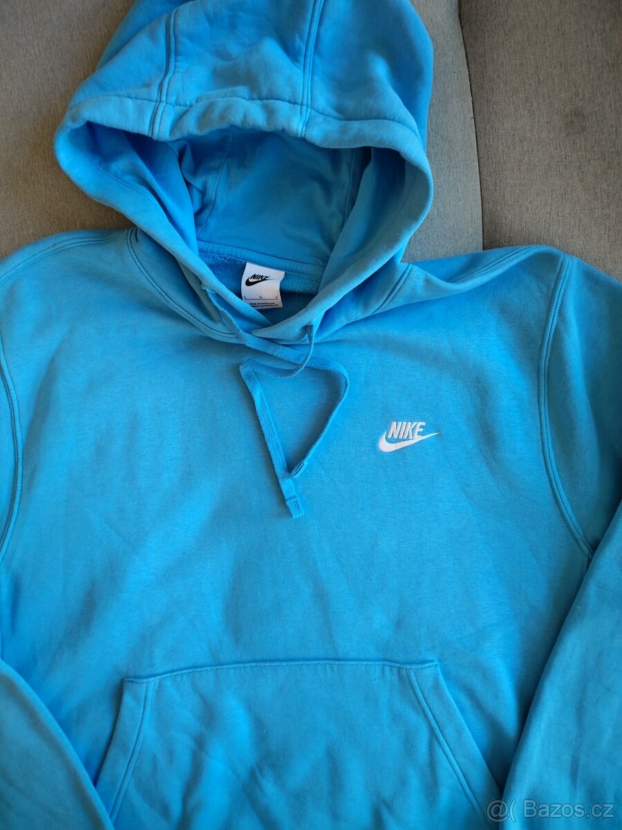 Mikina jako nová bleděmodrá velikost L