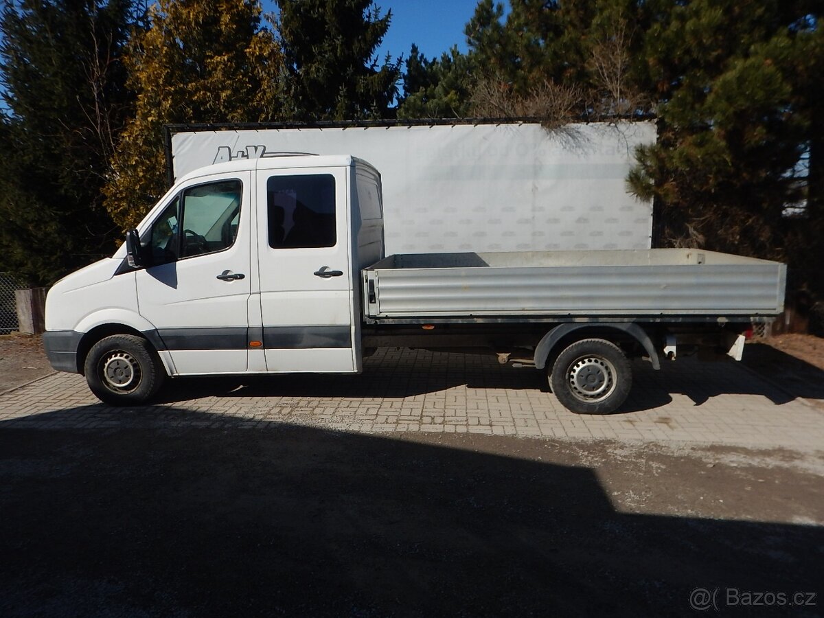 Volkswagen Crafter 2.0 TDI, ČR, 7 MÍST, VALNÍK