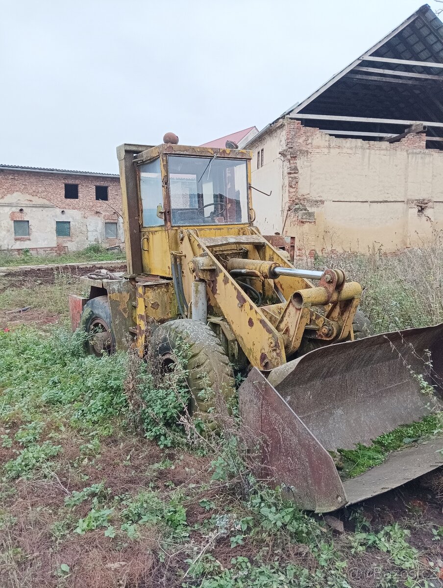 Čelní nakladač UNC 151