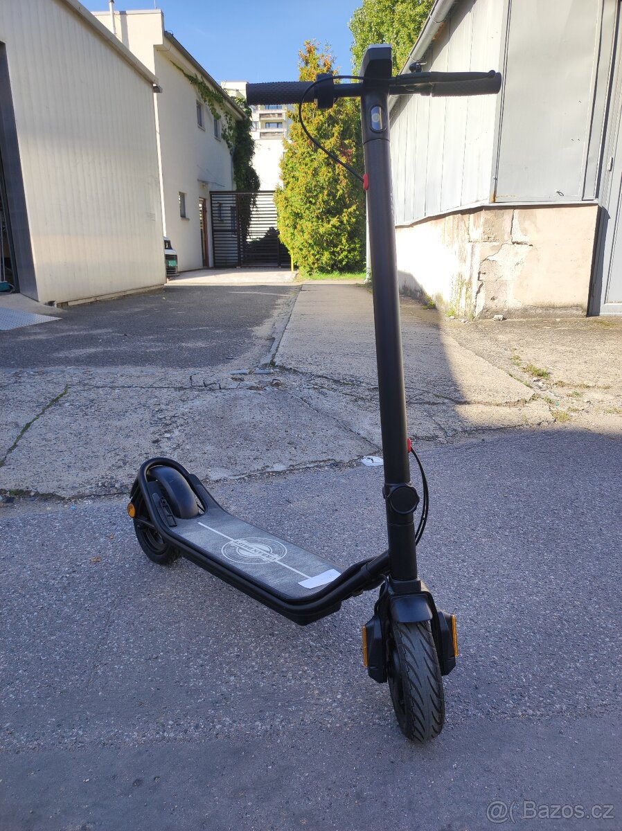 Elektrická koloběžka Urban drift 300W