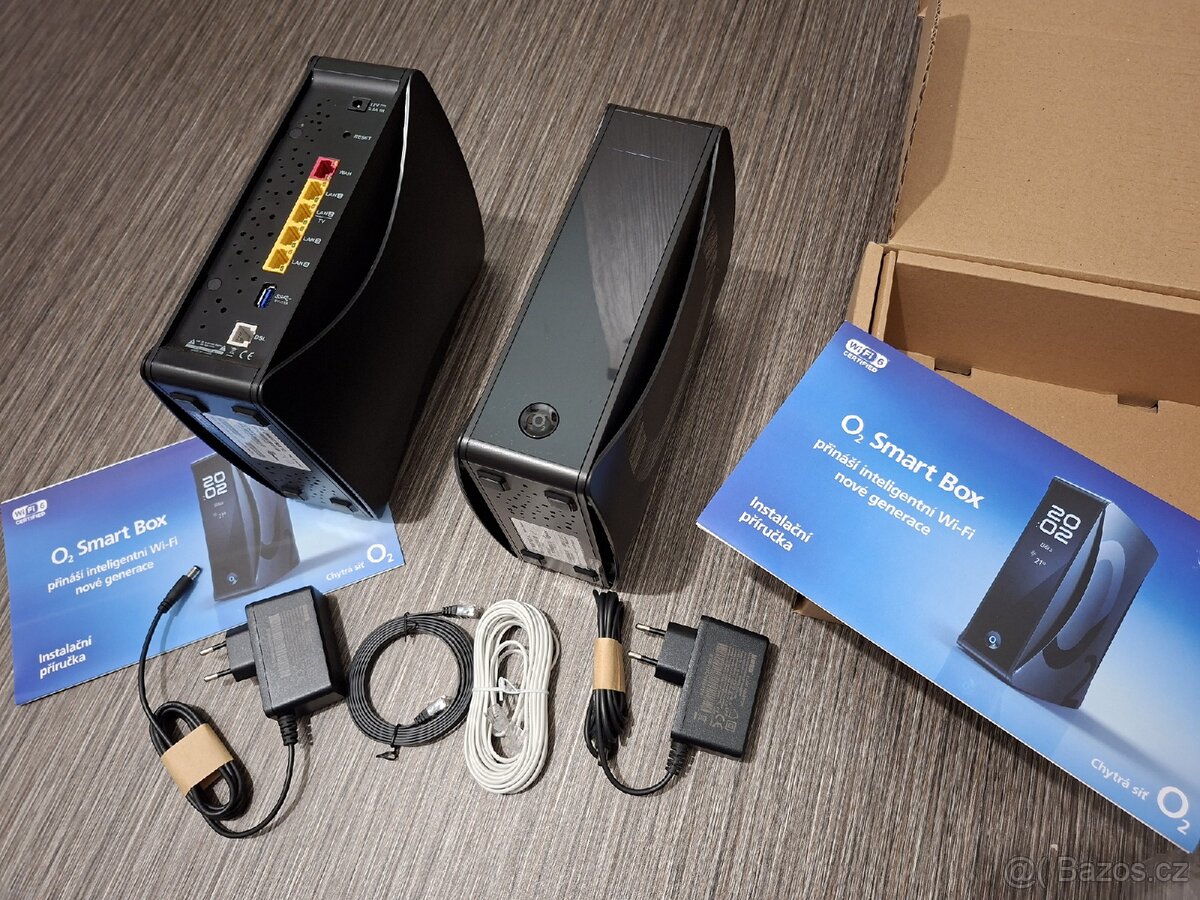 O2 Smart box V2 WiFi router, 2 kusy.