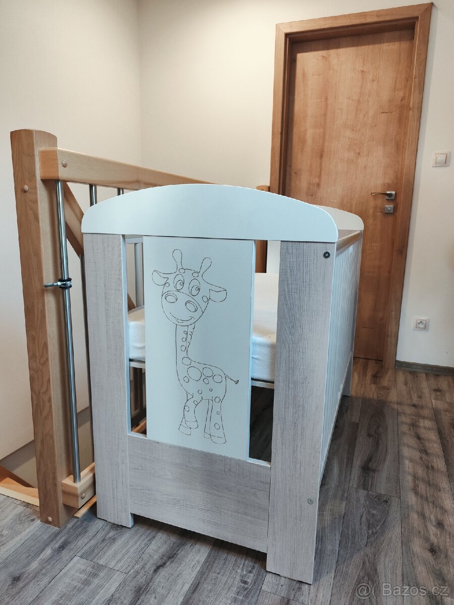 Dětská postýlka plus matrace