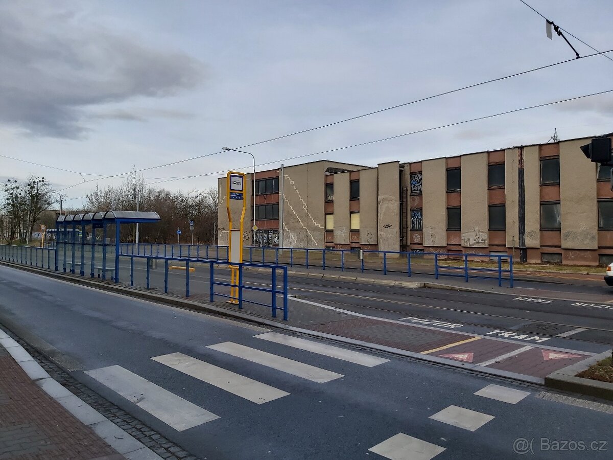 Prodám garážove stani/garáž ostrava-pavlovova 16m