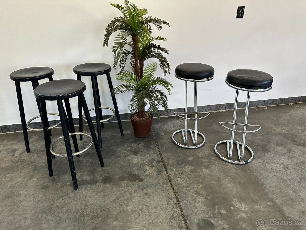 5kusů barových židlí. Barovky