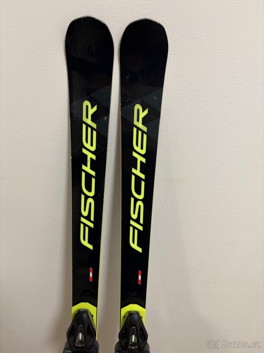Lyže FISCHER